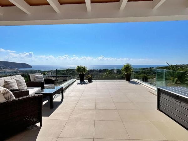 Chalet independiente en venta en Pinar de Advocat-Cometa, Moraira
photo 1