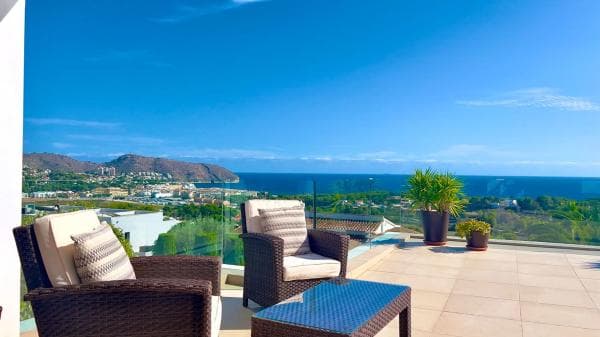 Chalet independiente en venta en Pinar de Advocat-Cometa, Moraira
thumbnail 1
