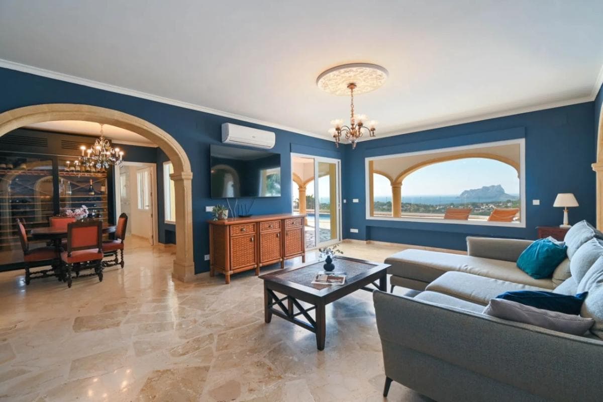 Sale of independent chalet in Calle Benimodo, Moraira
photo 4