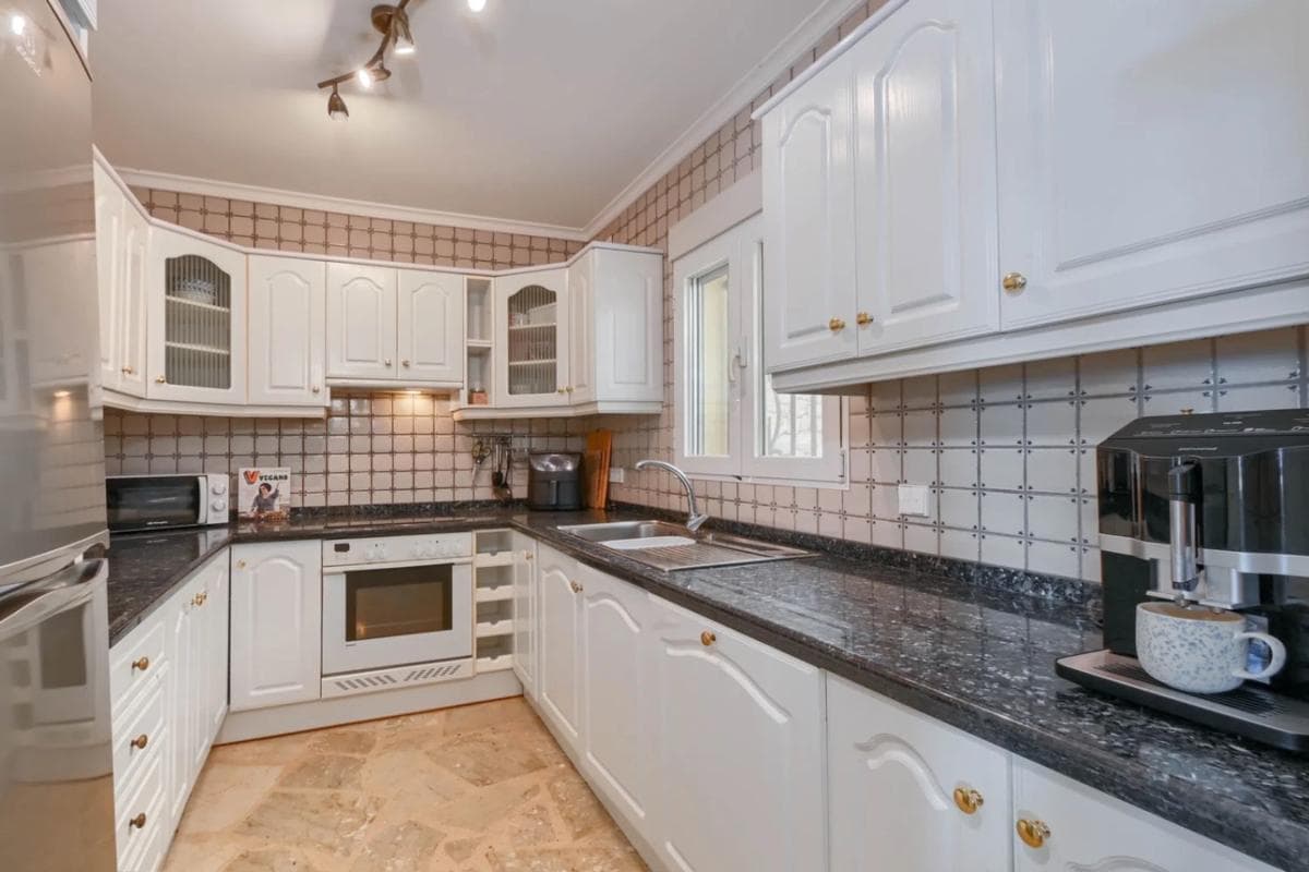 Sale of independent chalet in Calle Benimodo, Moraira
photo 5