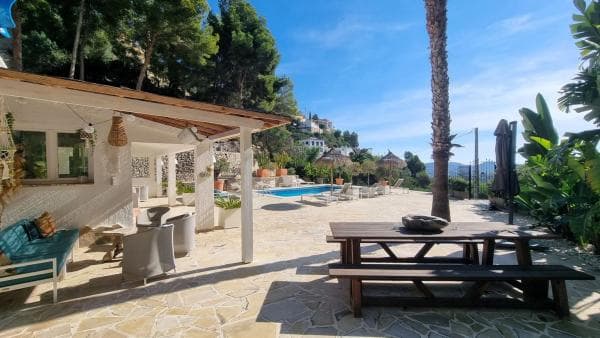 Chalet independiente en venta en Benimeit-Tabaira, Moraira
thumbnail 1