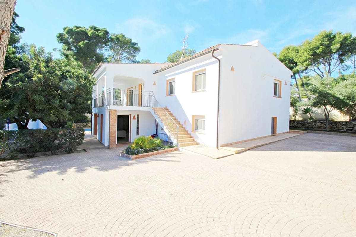 Venta de chalet independiente en Pinar de Advocat-Cometa, Moraira
photo 4