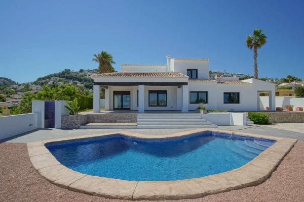 Chalet independiente en venta en Benimeit-Tabaira, Moraira
photo 1