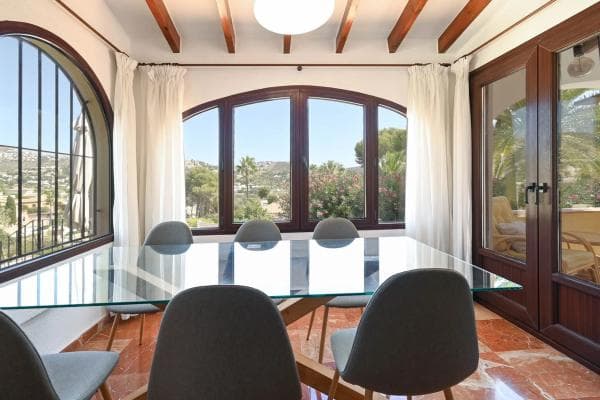 Chalet independiente en venta en Benimeit-Tabaira, Moraira
thumbnail 1