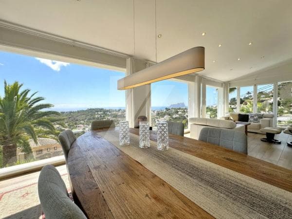 Chalet independiente en venta en Pinar de Advocat-Cometa, Moraira
thumbnail 1