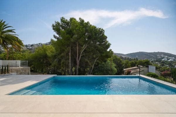 Chalet independiente en venta en Calle Zorzal, 9, Moraira
thumbnail 1