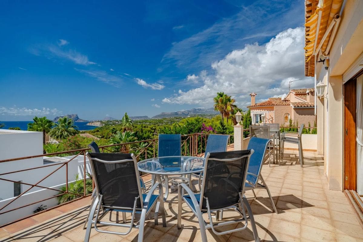 Venta de chalet independiente en CL MILANO, Moraira
photo 4