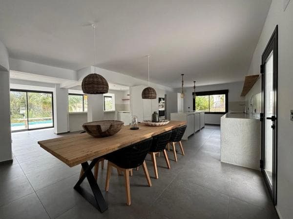 Chalet independiente en venta en Calle Puerto de Espasante, Moraira
thumbnail 1