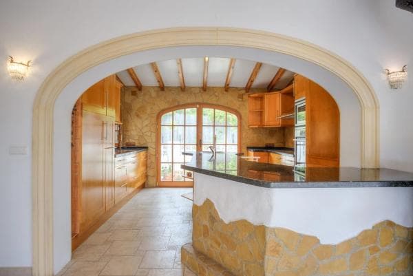 Chalet independiente en venta en Benimeit-Tabaira, Moraira
thumbnail 1