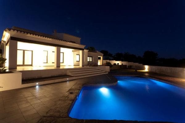 Chalet independiente en venta en Benimeit-Tabaira, Moraira
photo 1