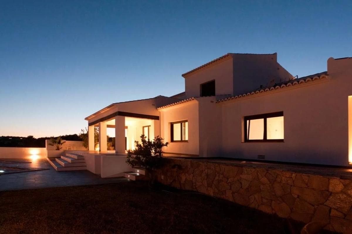 Sprzedaż niezależnego domku jednorodzinnego w Calle Beniarjó, Moraira photo 2