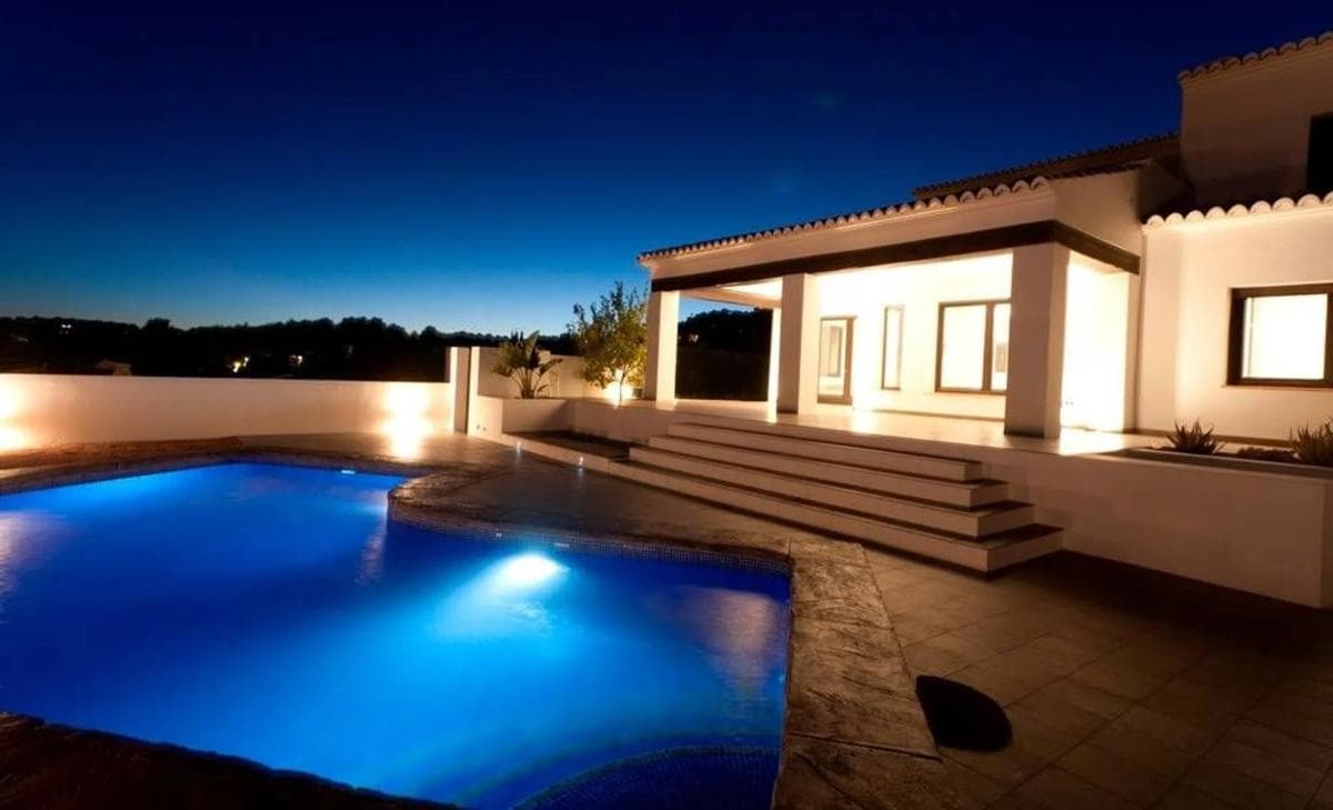 Sprzedaż niezależnego domku jednorodzinnego w Calle Beniarjó, Moraira photo 3