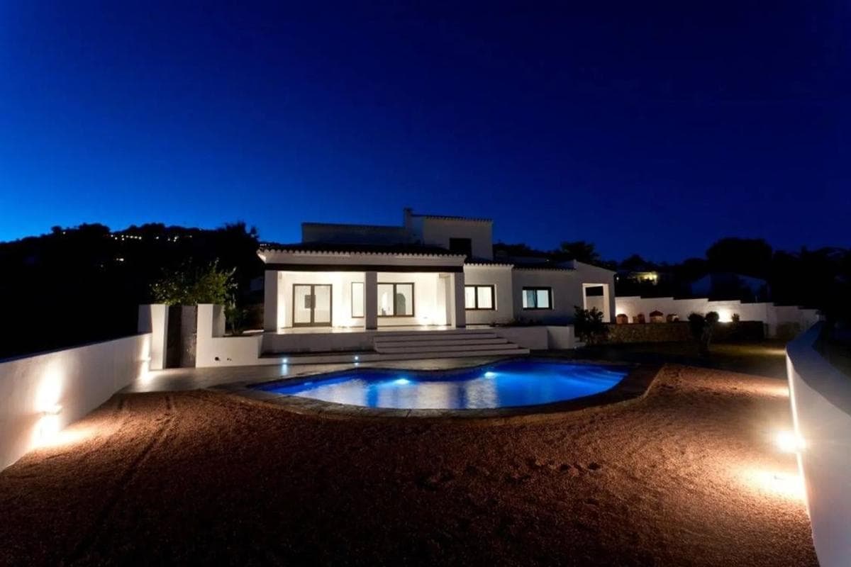 Sprzedaż niezależnego domku jednorodzinnego w Calle Beniarjó, Moraira photo 5
