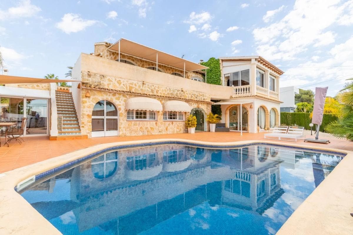 Venta de chalet independiente en Calle Océano Ártico, Moraira
photo 3