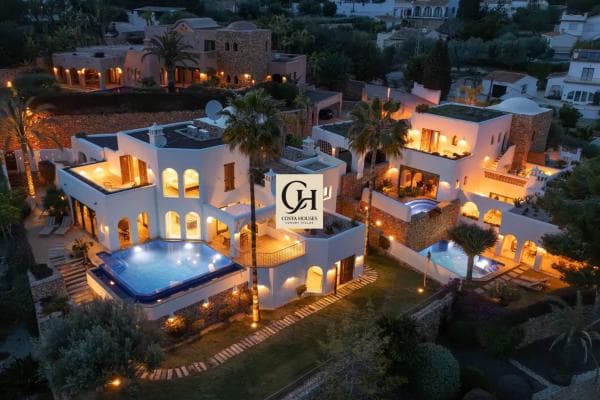 Chalet independiente en venta en Paichi, Moraira
photo 1