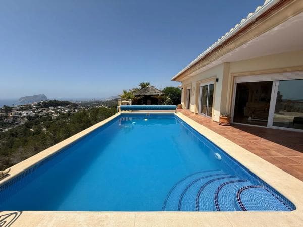 Chalet independiente en venta en Calle Tonyina, Moraira
thumbnail 2