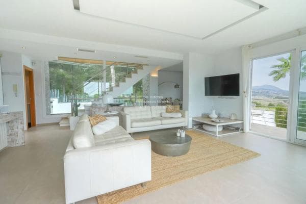 Chalet independiente en venta en Calle Benimuslem, 84 A, Moraira
thumbnail 2