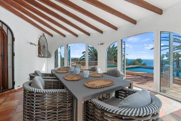 Chalet independiente en venta en Calle Beniopa, Moraira
thumbnail 1