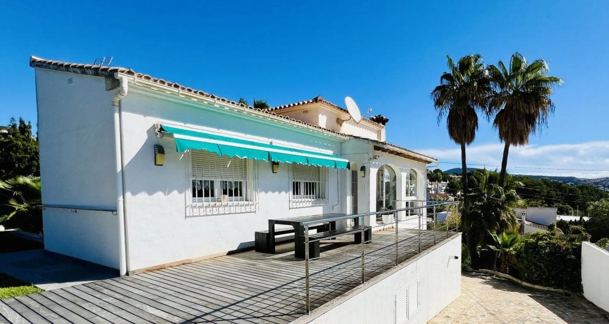 Venta de chalet independiente en Pinar de Advocat-Cometa, Moraira
photo 2