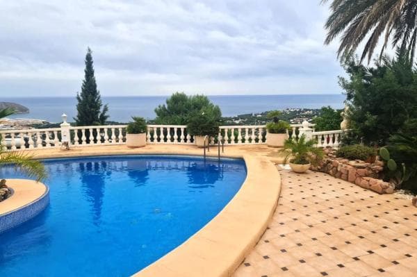 Chalet independiente en venta en Benimeit-Tabaira, Moraira
thumbnail 2