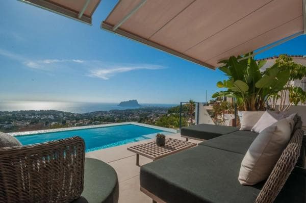 Chalet independiente en venta en Benimeit-Tabaira, Moraira
photo 1
