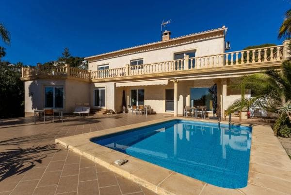 Chalet independiente en venta en Pinar de Advocat-Cometa, Moraira
thumbnail 1