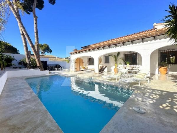 Chalet independiente en venta en Moravit-Cap Blanc, Moraira
thumbnail 1