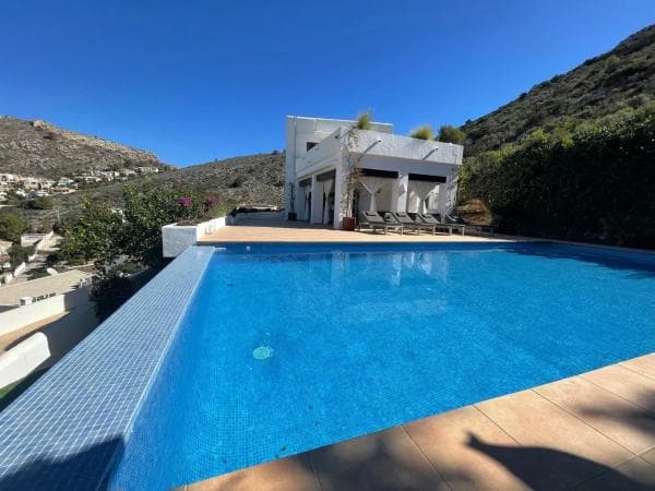 Chalet independiente en venta en El Portet-Pla del Mar, Moraira
thumbnail 2