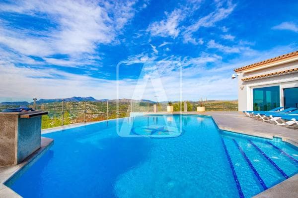 Chalet independiente en venta en Paichi, Moraira
photo 1