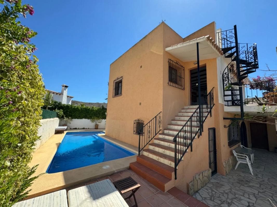 Venta de chalet independiente en Plaza Océano Pacífico, Moraira
photo 3