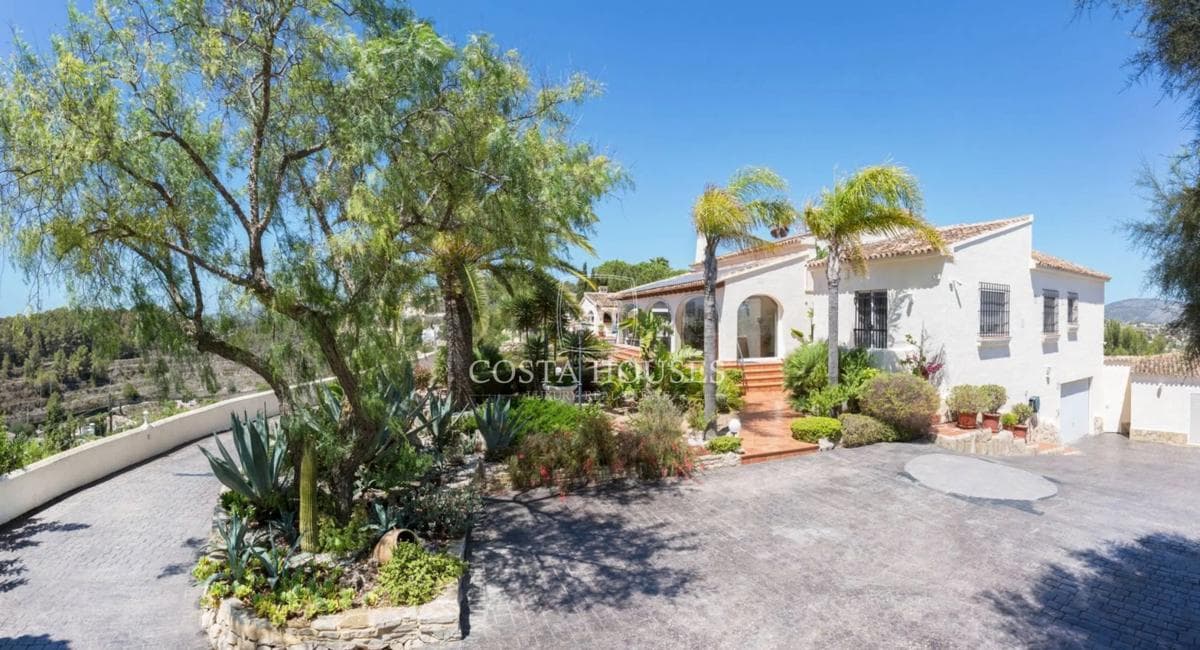 Venta de chalet independiente en Benimeit-Tabaira, Moraira
photo 2