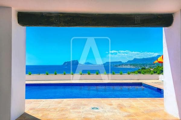 Chalet independiente en venta en El Portet-Pla del Mar, Moraira
thumbnail 1