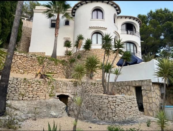 Chalet independiente en venta en Paichi, Moraira
photo 1