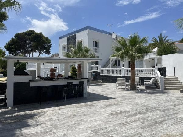 Chalet independiente en venta en Pinar de Advocat-Cometa, Moraira
photo 1