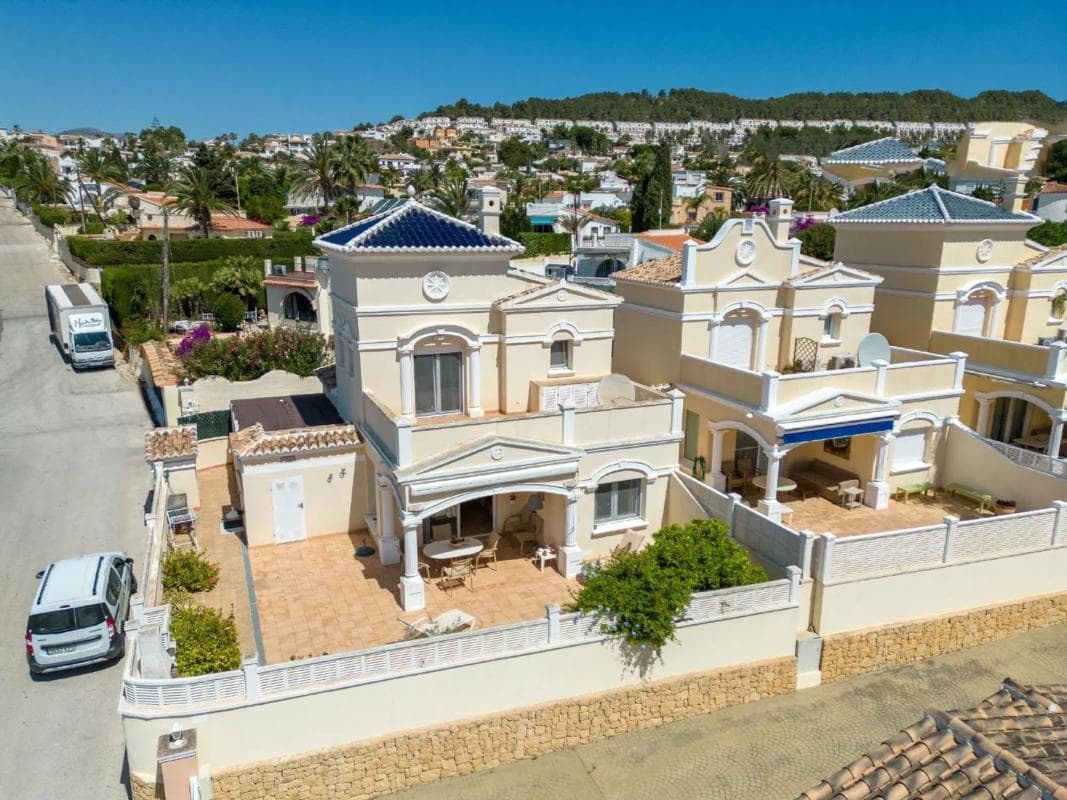 Venta de chalet adosado en Cometa-Carrió , Calpe photo 4