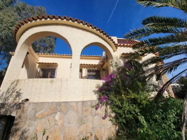 Chalet independiente en venta en Canuta, Calpe
thumbnail 1