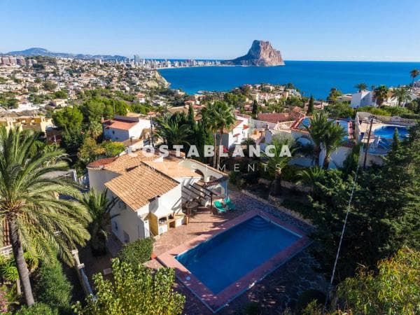 Chalet independiente en venta en Partida Maryvilla, Calpe
thumbnail 1