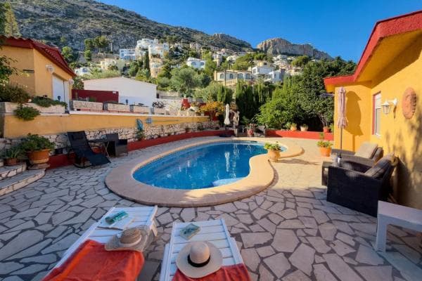Chalet independiente en venta en maryvilla, Calpe
thumbnail 1