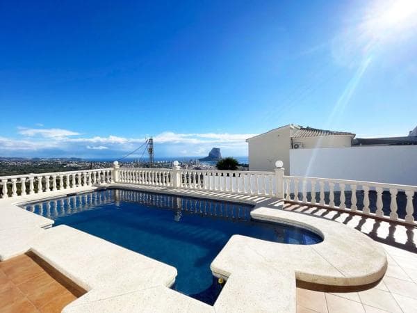 Chalet independiente en venta en Oltamar-Cucarres, Calpe
photo 1