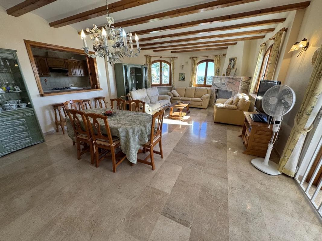 Venta de chalet independiente en Urbanización Cometa III, Calpe
photo 4
