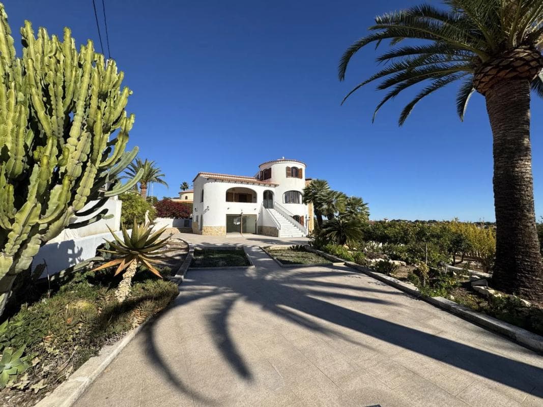 Venta de chalet independiente en Urbanización Cometa III, Calpe
photo 5