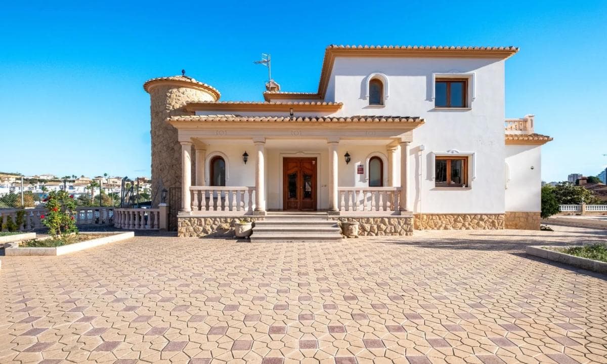 Property photo 3