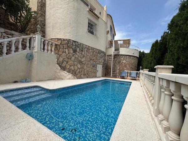 Chalet independiente en venta en Partida Maryvilla s/n, Calpe
thumbnail 1