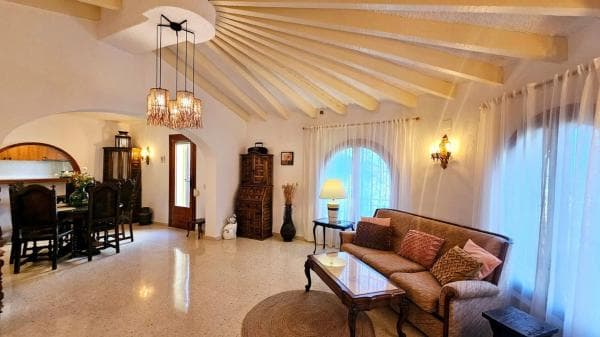 Chalet independiente en venta en Partida Maryvilla, 51, Calpe
thumbnail 1
