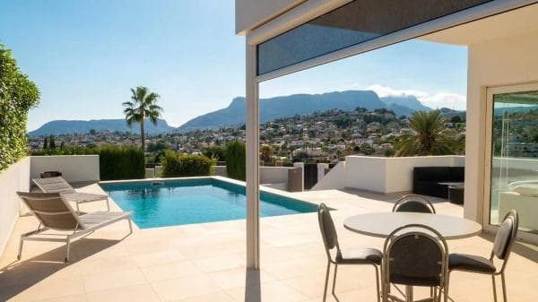Chalet independiente en venta en Urbanización Gran Sol, Calpe
thumbnail 1