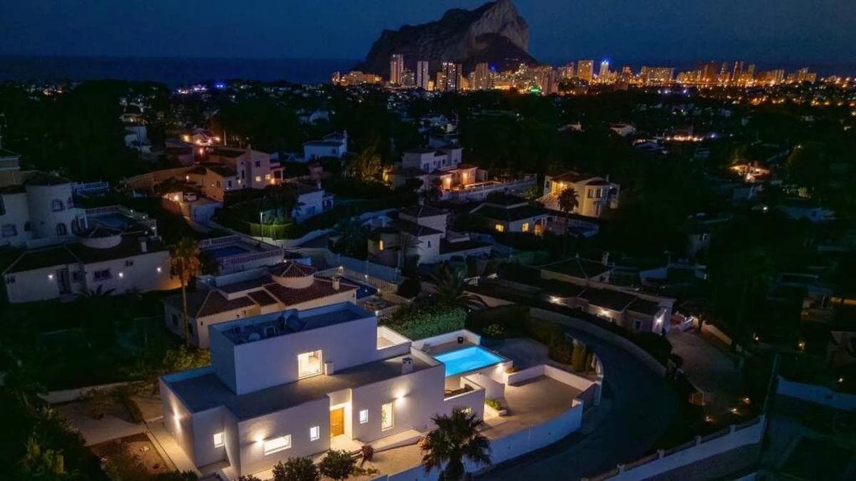 Venta de chalet independiente en Urbanización Gran Sol, Calpe
photo 3