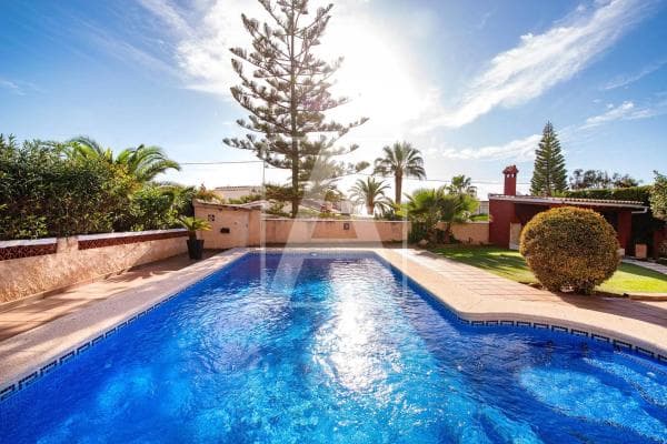 Chalet independiente en venta en Cometa-Carrió, Calpe
thumbnail 1