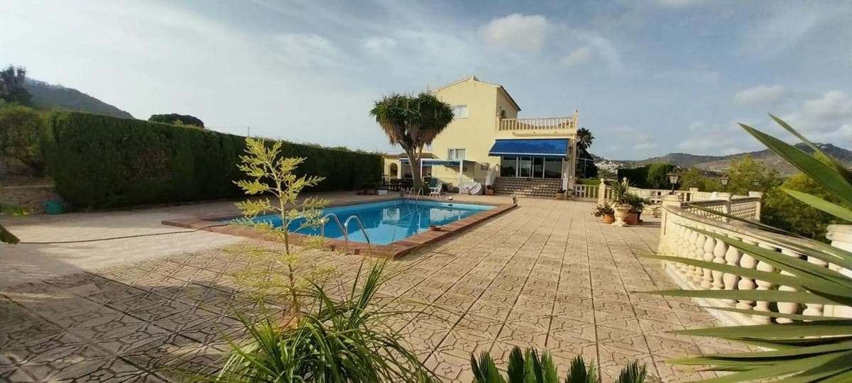 Property photo 4