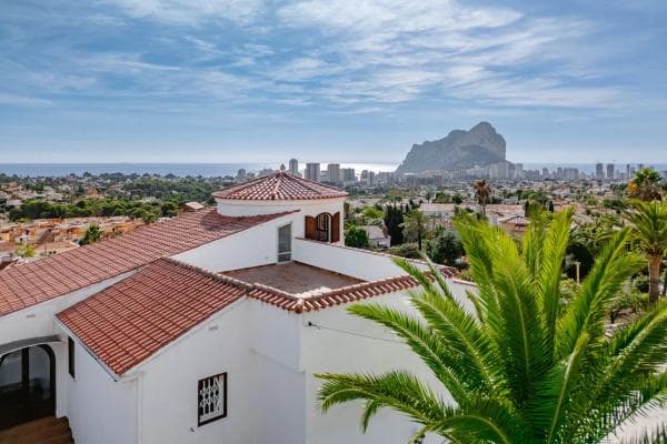 Chalet independiente en venta en UR COMETA III, Calpe
thumbnail 2