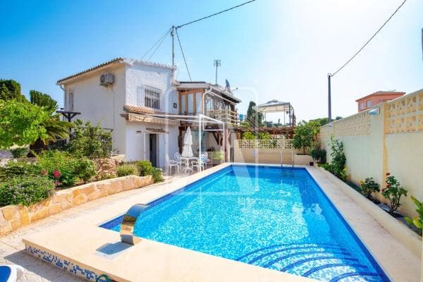 Chalet independiente en venta en Cometa-Carrió, Calpe
photo 1